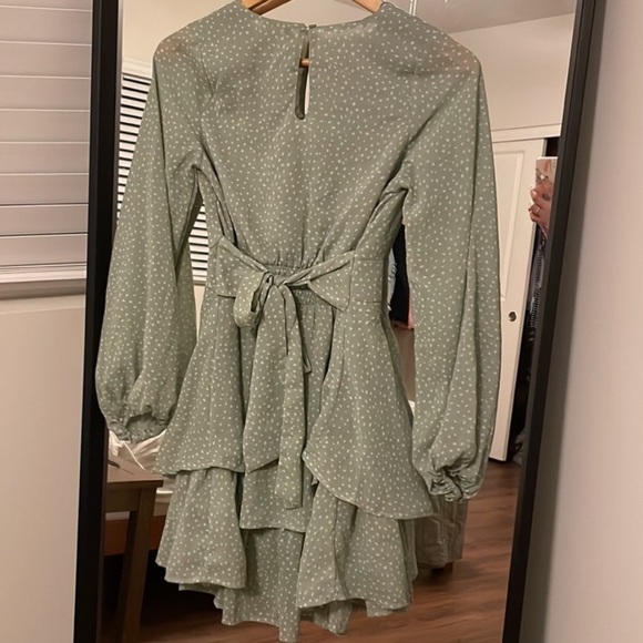 Japna,Sea-Foam,Soft Layers in Sheer Dotted Swiss,Lovely Sleeves, Cross Chest! - Picture 3 of 11